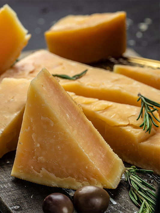 Pyengana Traditional Cloth Matured Vintage Cheddar Offcuts